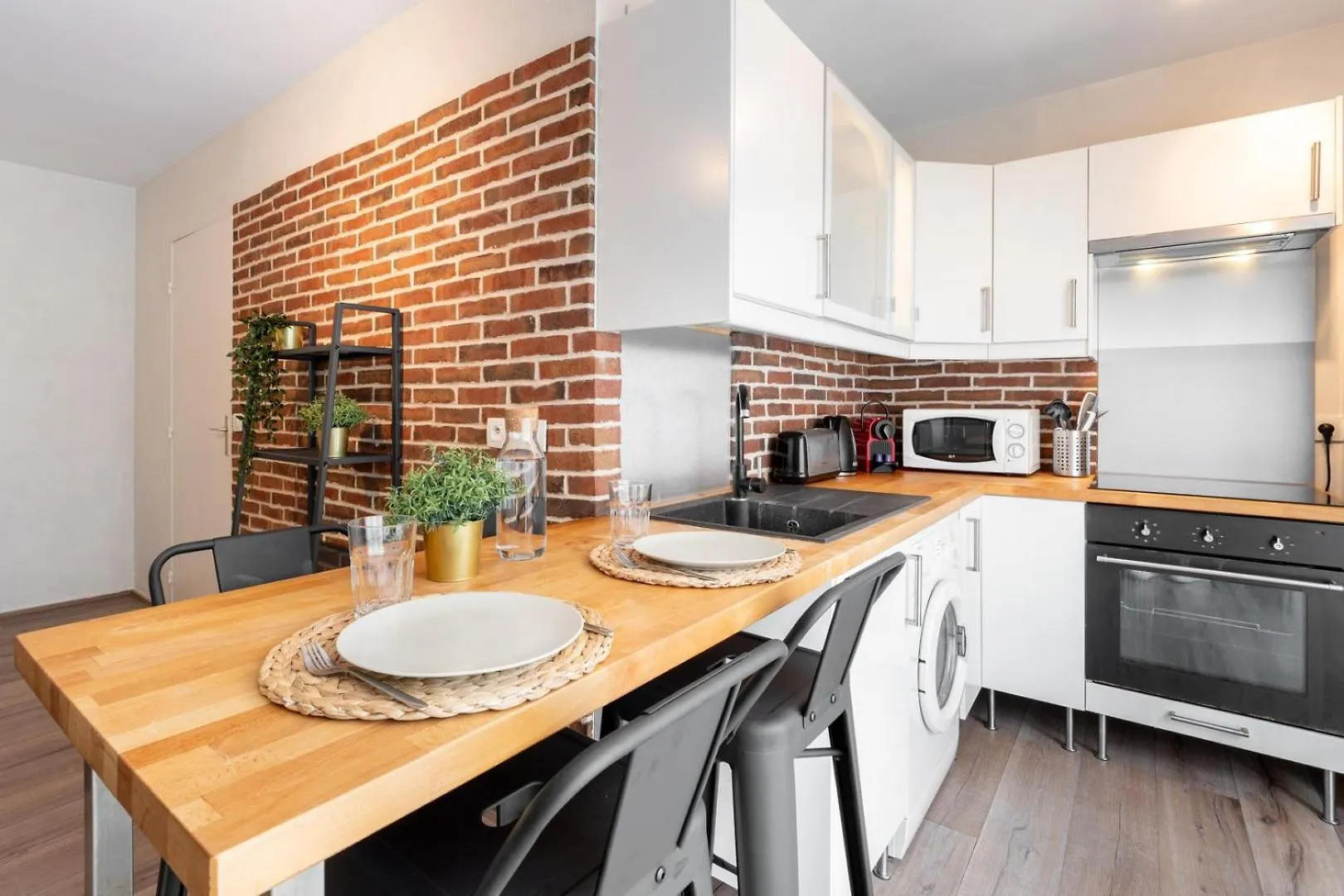 Fully-Equipped Apartment Near The Center Of 里尔 法国