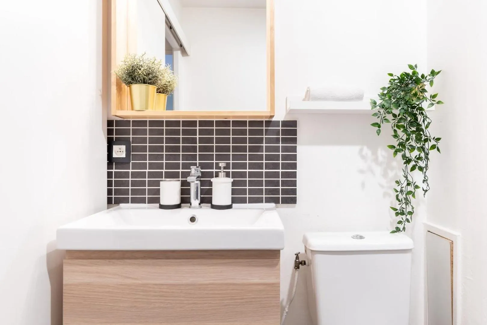 Fully-Equipped Apartment Near The Center Of 里尔